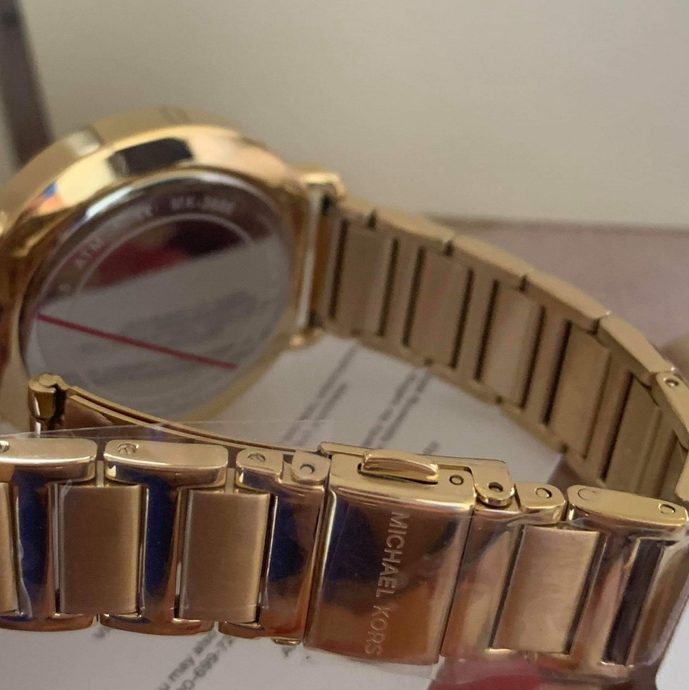 MK watch